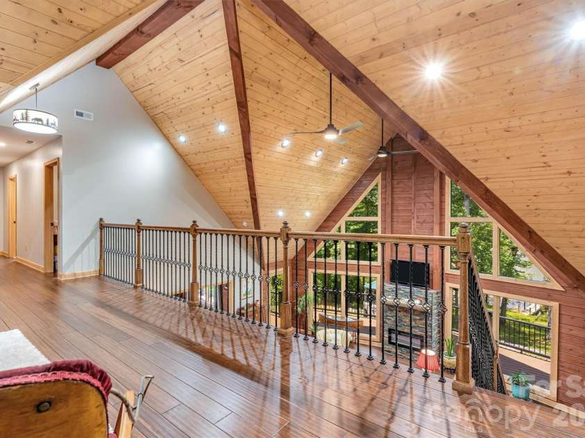 189 Edgewater Point, Valdese, NC 28690.  MLS# CAR4401954, YatesRealty ID 35786. 