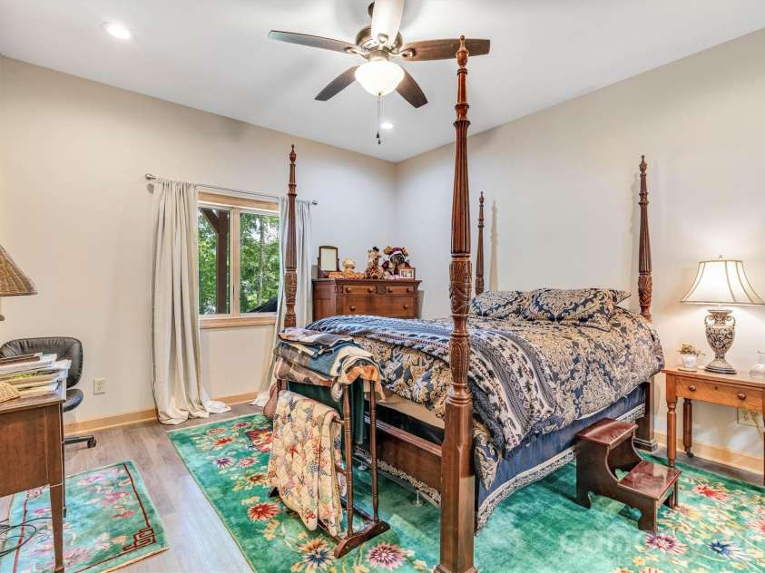 189 Edgewater Point, Valdese, NC 28690.  MLS# CAR4401954, YatesRealty ID 35786. 