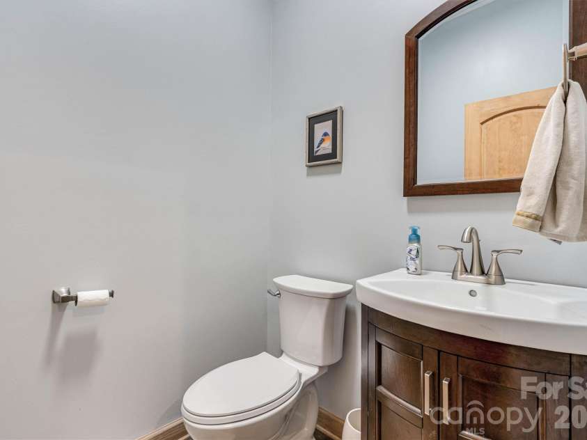 189 Edgewater Point, Valdese, NC 28690.  MLS# CAR4401954, YatesRealty ID 35786. 