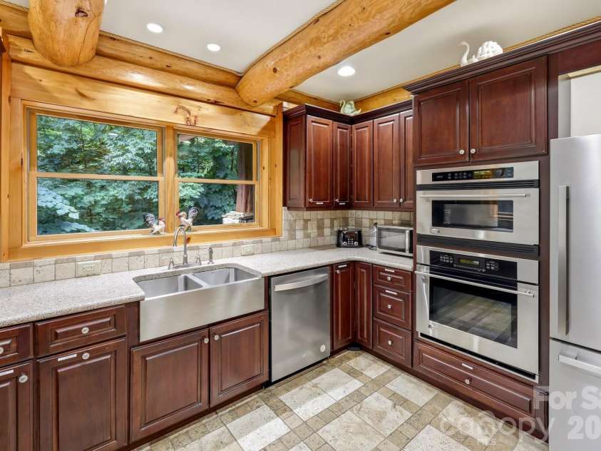 206 Big Rock Lane, Lake Lure, NC 28746.  MLS# CAR4402285, YatesRealty ID 35788. 