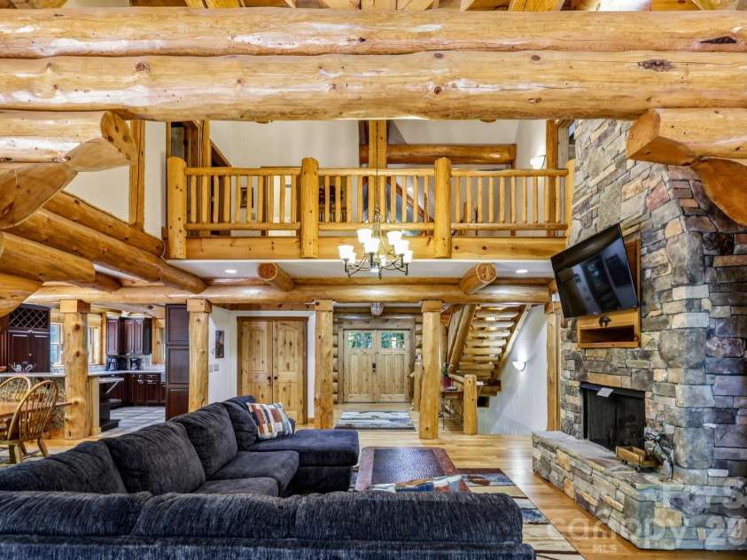 206 Big Rock Lane, Lake Lure, NC 28746.  MLS# CAR4402285, YatesRealty ID 35788. 
