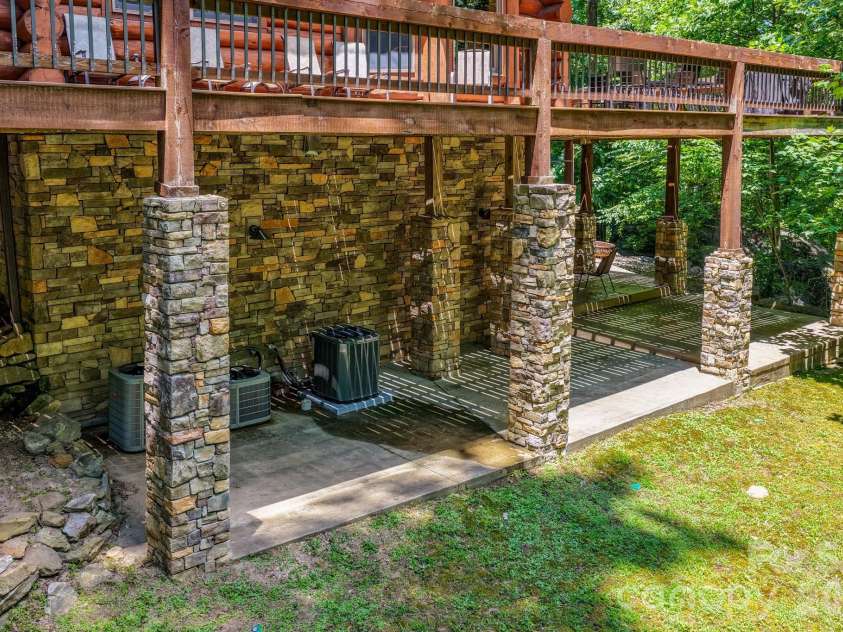 206 Big Rock Lane, Lake Lure, NC 28746.  MLS# CAR4402285, YatesRealty ID 35788. 