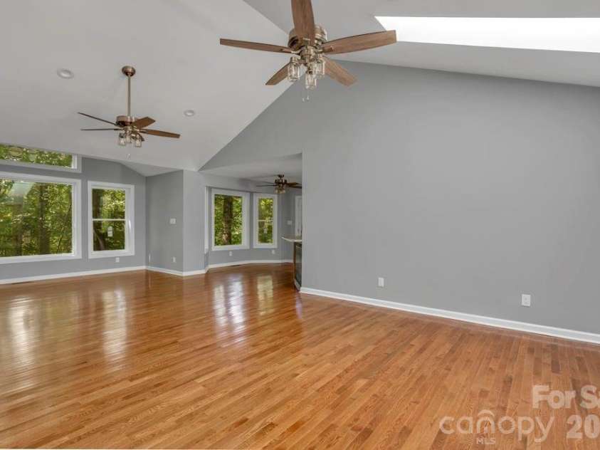 482 Guy Ford Road, Sugar Grove, NC 28679.  MLS# CAR4402281, YatesRealty ID 35790. 