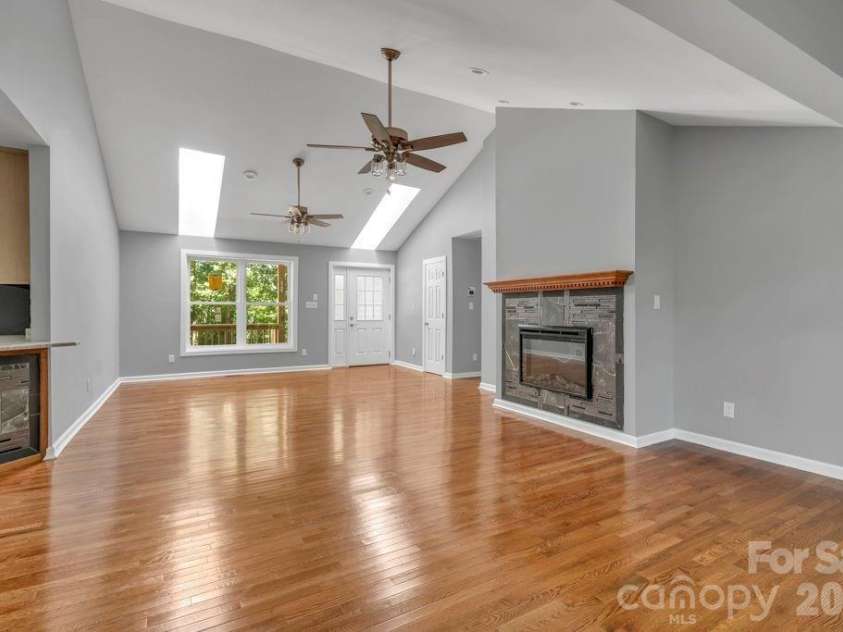 482 Guy Ford Road, Sugar Grove, NC 28679.  MLS# CAR4402281, YatesRealty ID 35790. 