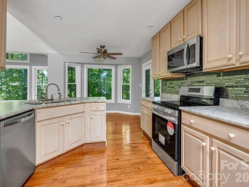 482 Guy Ford Road, Sugar Grove, NC 28679.  MLS# CAR4402281, YatesRealty ID 35790. 
