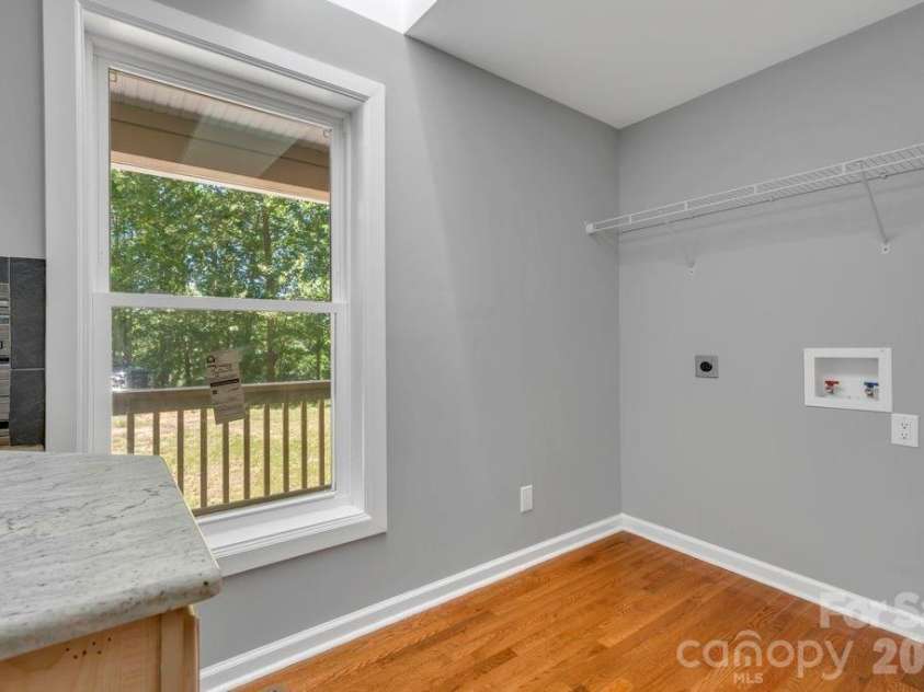 482 Guy Ford Road, Sugar Grove, NC 28679.  MLS# CAR4402281, YatesRealty ID 35790. 