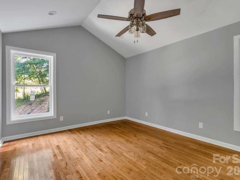 482 Guy Ford Road, Sugar Grove, NC 28679.  MLS# CAR4402281, YatesRealty ID 35790. 