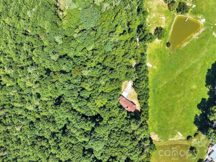482 Guy Ford Road, Sugar Grove, NC 28679.  MLS# CAR4402281, YatesRealty ID 35790. 