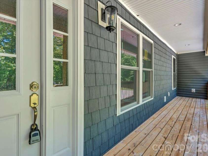 482 Guy Ford Road, Sugar Grove, NC 28679.  MLS# CAR4402281, YatesRealty ID 35790. 