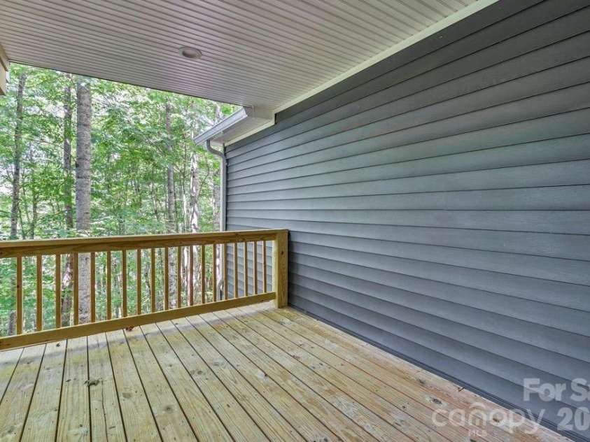 482 Guy Ford Road, Sugar Grove, NC 28679.  MLS# CAR4402281, YatesRealty ID 35790. 