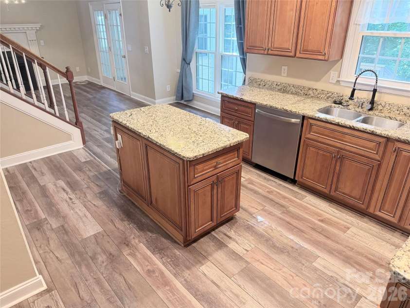7605 Keating Drive, Oak Ridge, NC 27310.  MLS# CAR4402309, YatesRealty ID 35792. 