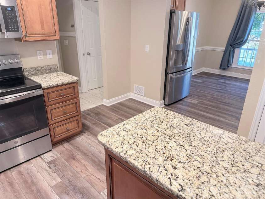 7605 Keating Drive, Oak Ridge, NC 27310.  MLS# CAR4402309, YatesRealty ID 35792. 