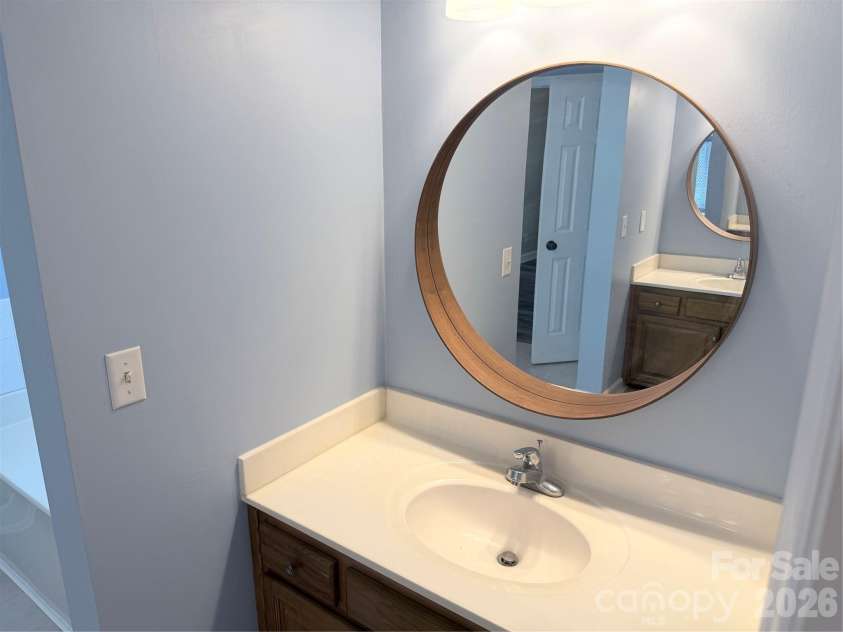 7605 Keating Drive, Oak Ridge, NC 27310.  MLS# CAR4402309, YatesRealty ID 35792. 