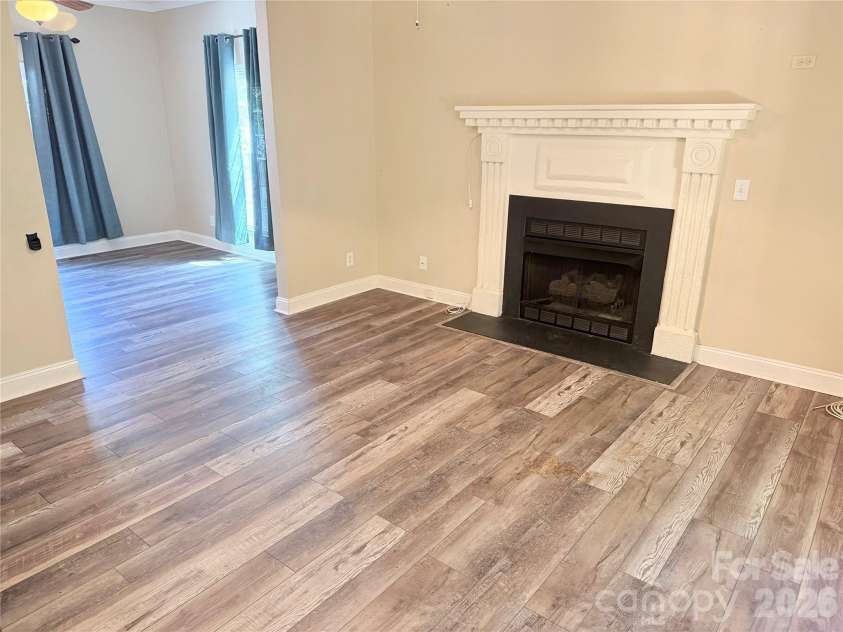 7605 Keating Drive, Oak Ridge, NC 27310.  MLS# CAR4402309, YatesRealty ID 35792. Den