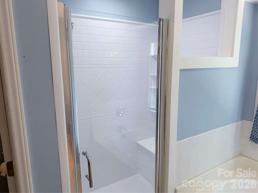 7605 Keating Drive, Oak Ridge, NC 27310.  MLS# CAR4402309, YatesRealty ID 35792. Primary Bathroom