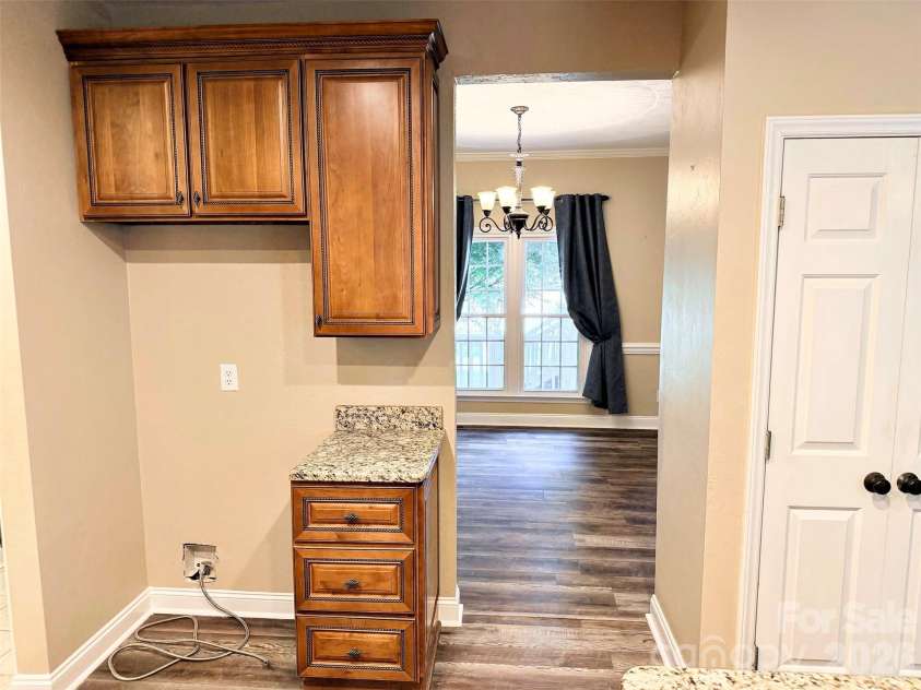 7605 Keating Drive, Oak Ridge, NC 27310.  MLS# CAR4418989, YatesRealty ID 35792. 