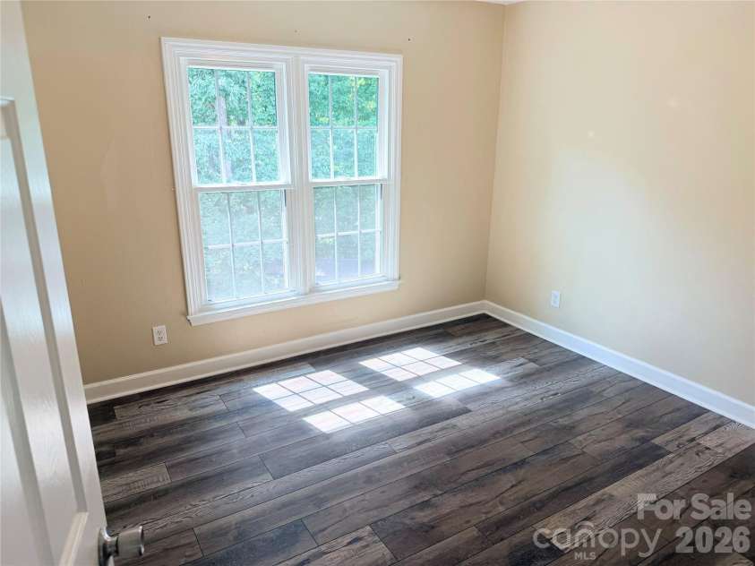 7605 Keating Drive, Oak Ridge, NC 27310.  MLS# CAR4418989, YatesRealty ID 35792. Bedroom 3