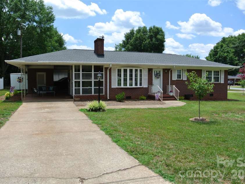 106 Freeman Street, Rutherfordton, NC 28139.  MLS# CAR4402350, YatesRealty ID 35794. 