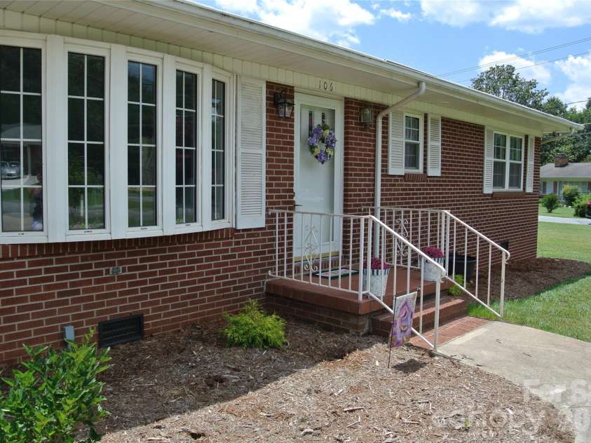 106 Freeman Street, Rutherfordton, NC 28139.  MLS# CAR4402350, YatesRealty ID 35794. 