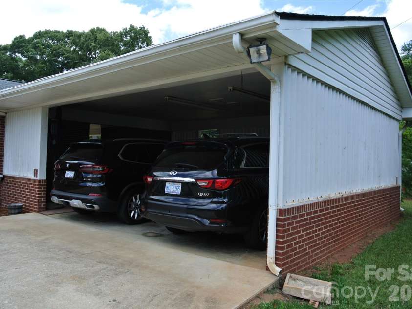 106 Freeman Street, Rutherfordton, NC 28139.  MLS# CAR4402350, YatesRealty ID 35794. 