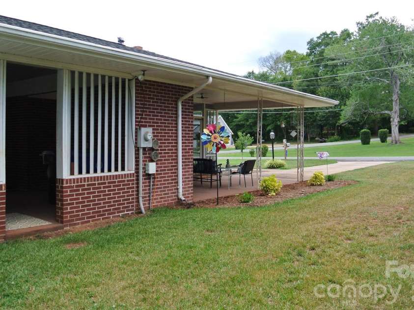 106 Freeman Street, Rutherfordton, NC 28139.  MLS# CAR4402350, YatesRealty ID 35794. 