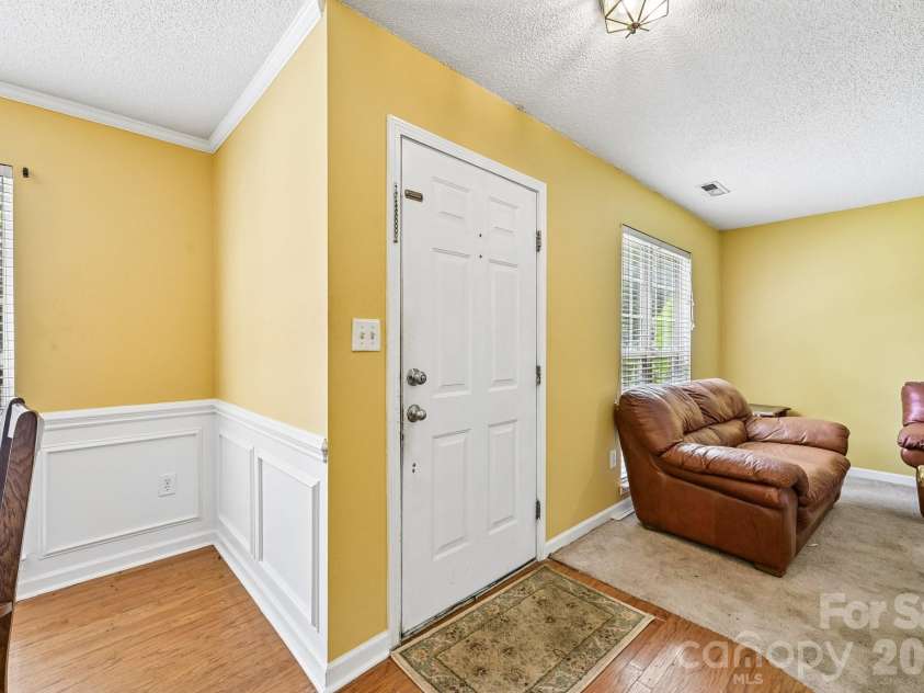 7329 Starvalley Drive, Charlotte, NC 28210.  MLS# CAR4402424, YatesRealty ID 35795. 