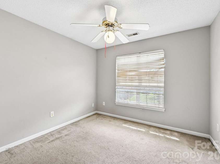 7329 Starvalley Drive, Charlotte, NC 28210.  MLS# CAR4402424, YatesRealty ID 35795. 