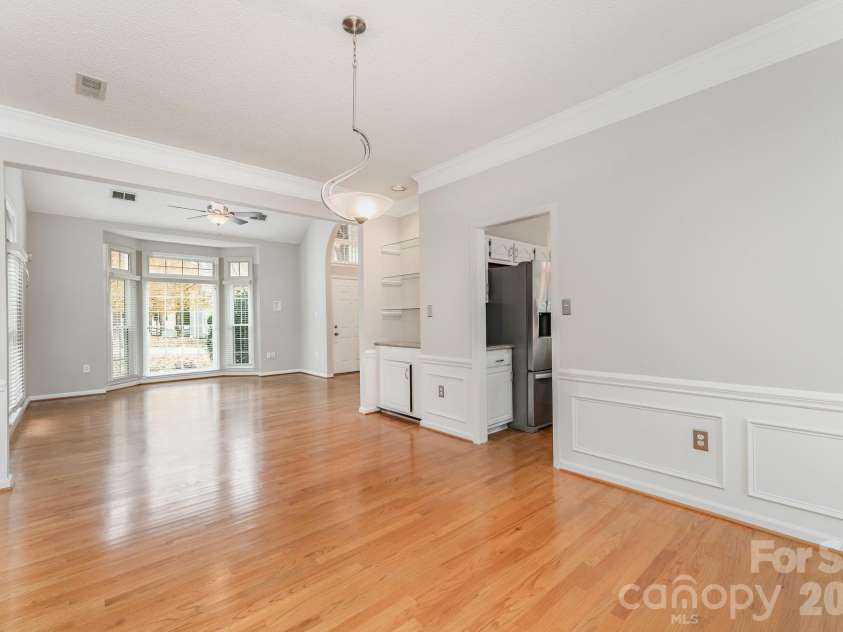 5923 Swanston Drive, Charlotte, NC 28269.  MLS# CAR4402491, YatesRealty ID 35799. 