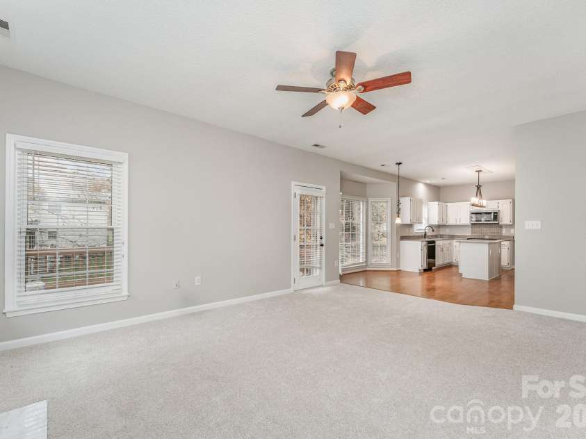 5923 Swanston Drive, Charlotte, NC 28269.  MLS# CAR4402491, YatesRealty ID 35799. 