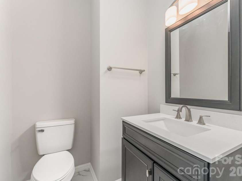 5923 Swanston Drive, Charlotte, NC 28269.  MLS# CAR4402491, YatesRealty ID 35799. 