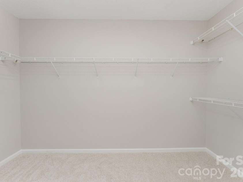 5923 Swanston Drive, Charlotte, NC 28269.  MLS# CAR4402491, YatesRealty ID 35799. 