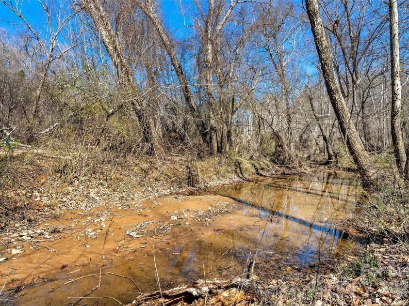 200 Blue Gill Drive, Lake Lure, NC 28746.  MLS# CAR4231611, YatesRealty ID 3580. Broad River