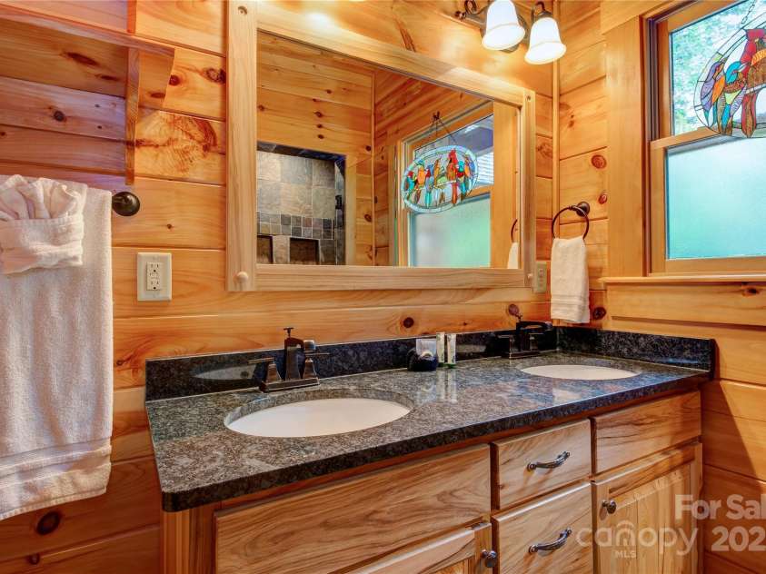 200 Blue Gill Drive, Lake Lure, NC 28746.  MLS# CAR4231611, YatesRealty ID 3580. Primary bath