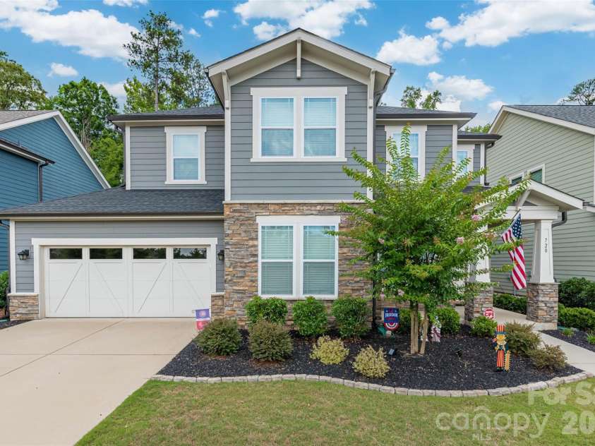 720 Yellow Jessamine Drive, Clover, SC 29710.  MLS# CAR4397045, YatesRealty ID 35801. 