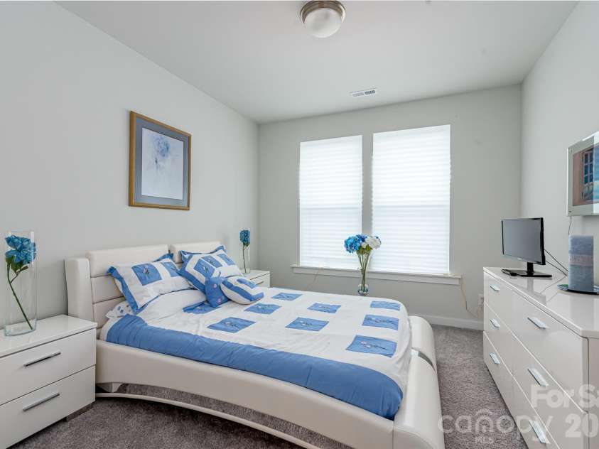 720 Yellow Jessamine Drive, Clover, SC 29710.  MLS# CAR4397045, YatesRealty ID 35801. 