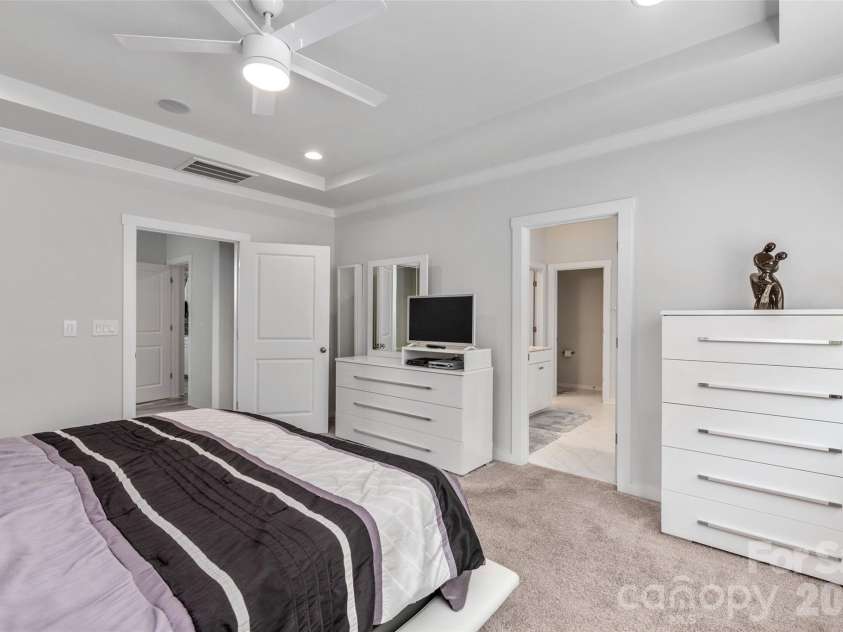 720 Yellow Jessamine Drive, Clover, SC 29710.  MLS# CAR4397045, YatesRealty ID 35801. 