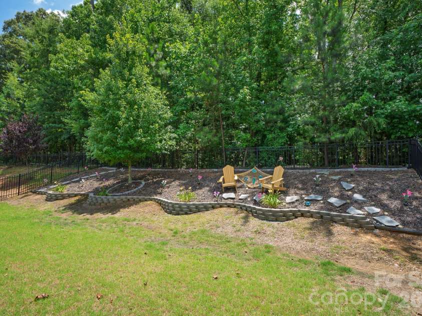 720 Yellow Jessamine Drive, Clover, SC 29710.  MLS# CAR4397045, YatesRealty ID 35801. 
