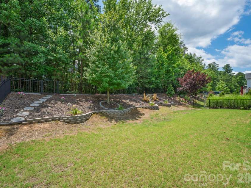 720 Yellow Jessamine Drive, Clover, SC 29710.  MLS# CAR4397045, YatesRealty ID 35801. 