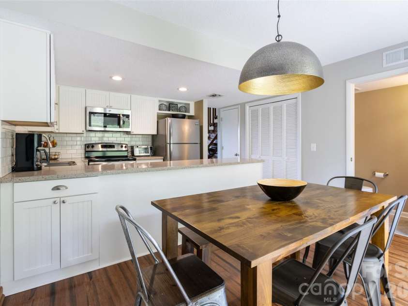 135 Fox Run Boulevard, Lake Lure, NC 28746.  MLS# CAR4398642, YatesRealty ID 35802. 