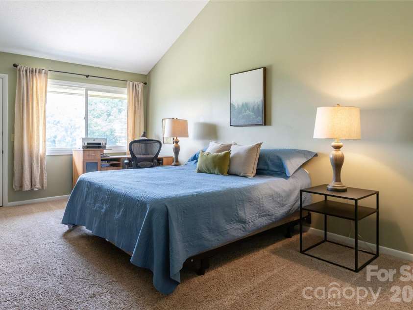 135 Fox Run Boulevard, Lake Lure, NC 28746.  MLS# CAR4398642, YatesRealty ID 35802. 