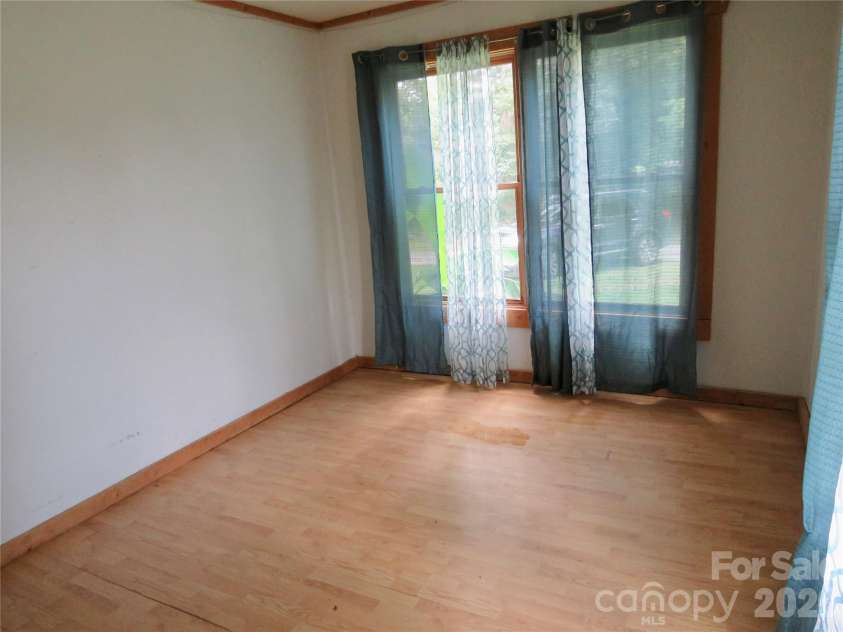601 Providence Road, Forest City, NC 28043.  MLS# CAR4400675, YatesRealty ID 35803. Flex Room