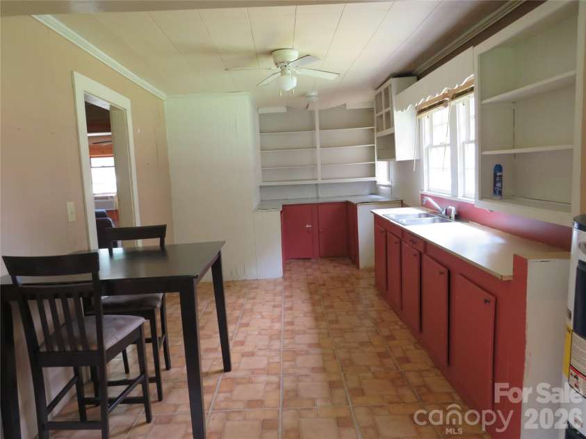 601 Providence Road, Forest City, NC 28043.  MLS# CAR4400675, YatesRealty ID 35803. Kitchen