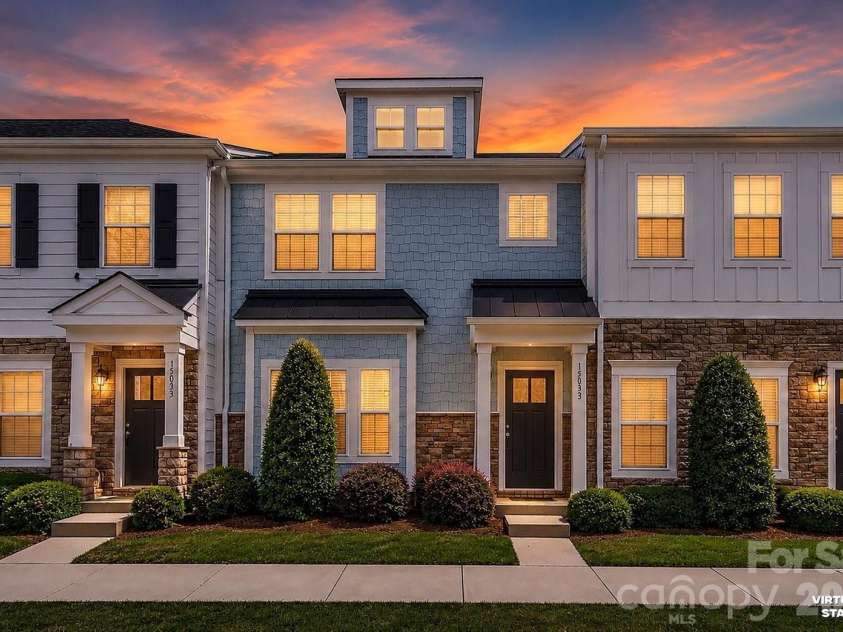 15033 Meacham Farm Drive, Huntersville, NC 28078.  MLS# CAR4393977, YatesRealty ID 35804. 