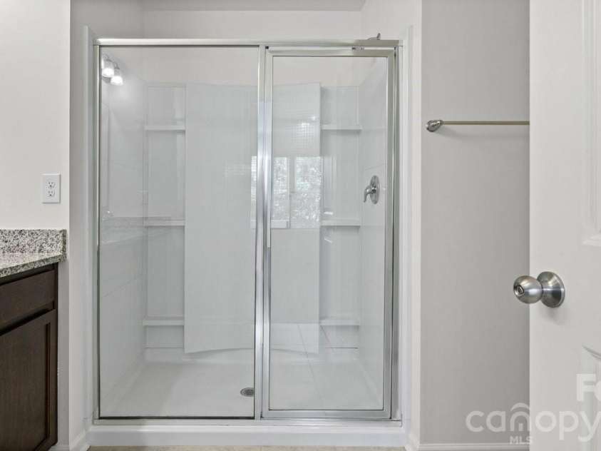 15033 Meacham Farm Drive, Huntersville, NC 28078.  MLS# CAR4393977, YatesRealty ID 35804. 