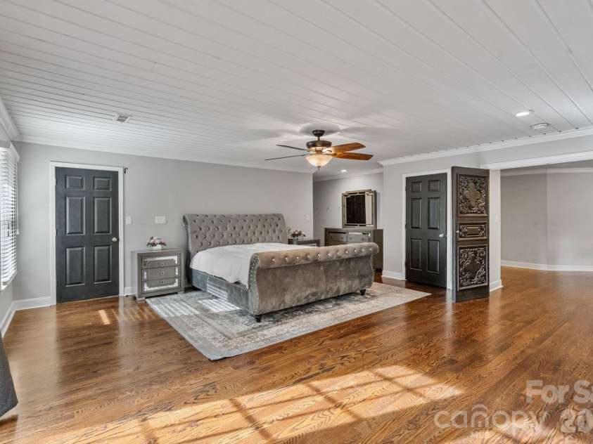 2913 Old Stage Road, Gastonia, NC 28052.  MLS# CAR4395865, YatesRealty ID 35805. 