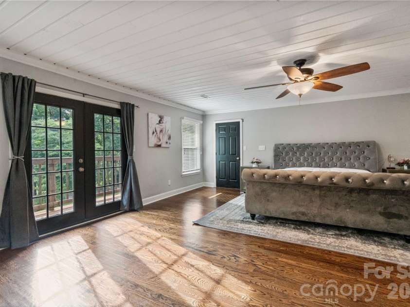 2913 Old Stage Road, Gastonia, NC 28052.  MLS# CAR4395865, YatesRealty ID 35805. 