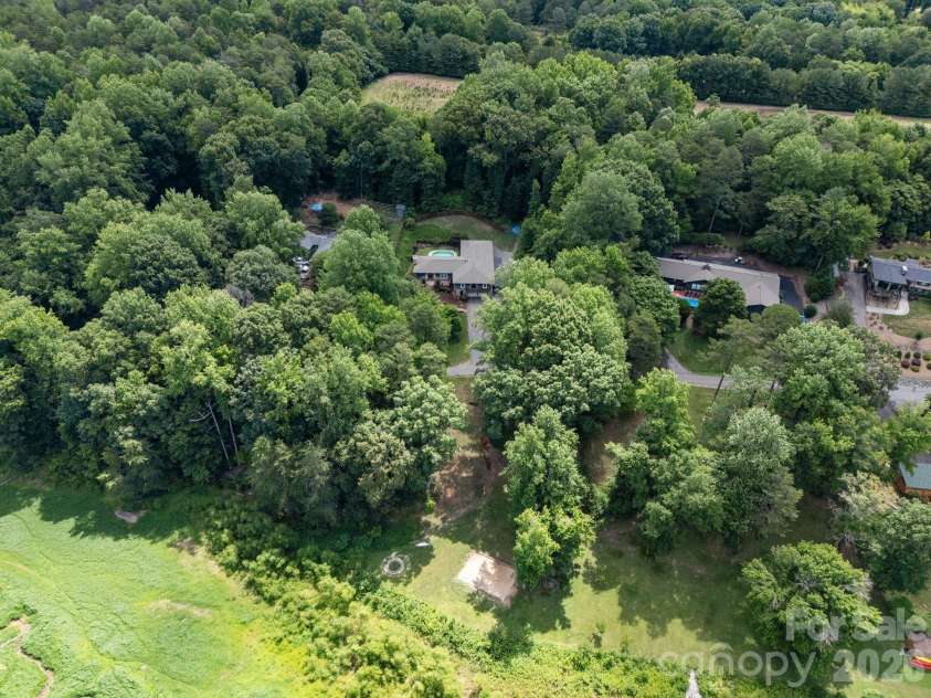 2913 Old Stage Road, Gastonia, NC 28052.  MLS# CAR4395865, YatesRealty ID 35805. 