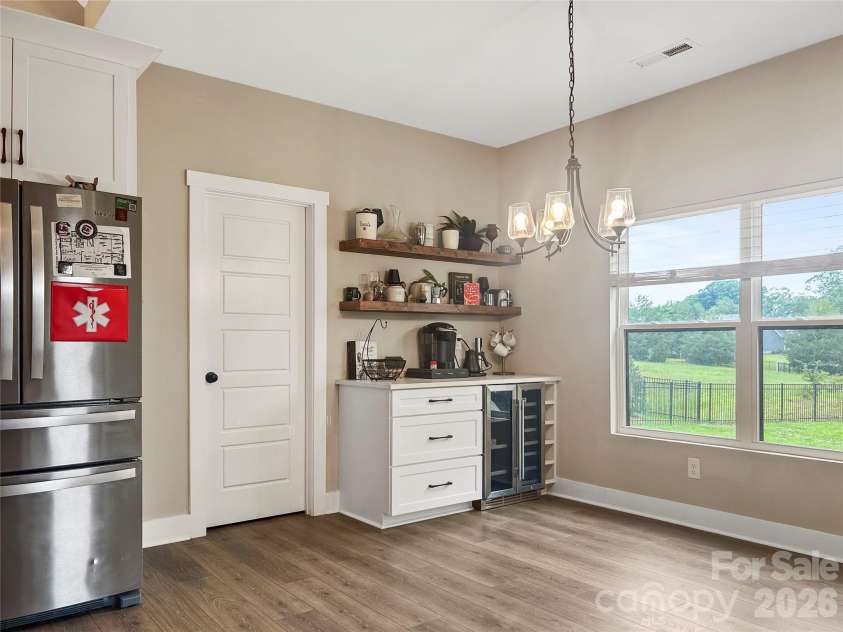 501 Edmunds Lane, Clover, SC 29710.  MLS# CAR4400753, YatesRealty ID 35806. Breakfast/Coffee Nook