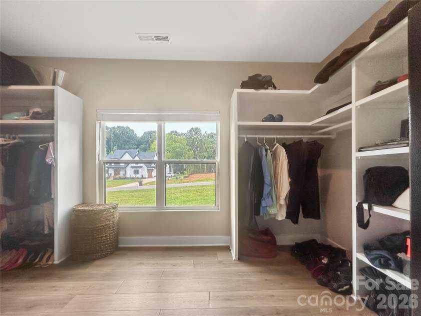 501 Edmunds Lane, Clover, SC 29710.  MLS# CAR4400753, YatesRealty ID 35806. Primary Closet