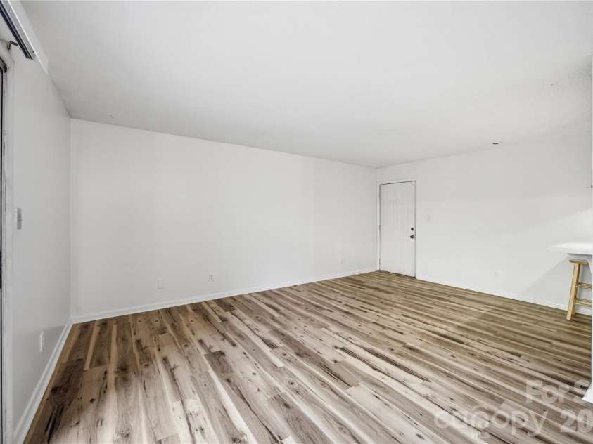 9505 University Terrace Drive, Charlotte, NC 28262.  MLS# CAR4401489, YatesRealty ID 35807. 